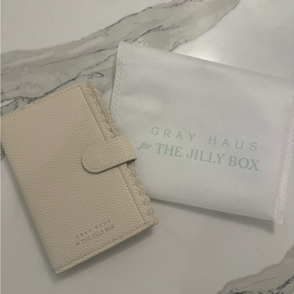 Jilly Box Gray Haus Monaco Passport Wallet - Picture 5 of 7